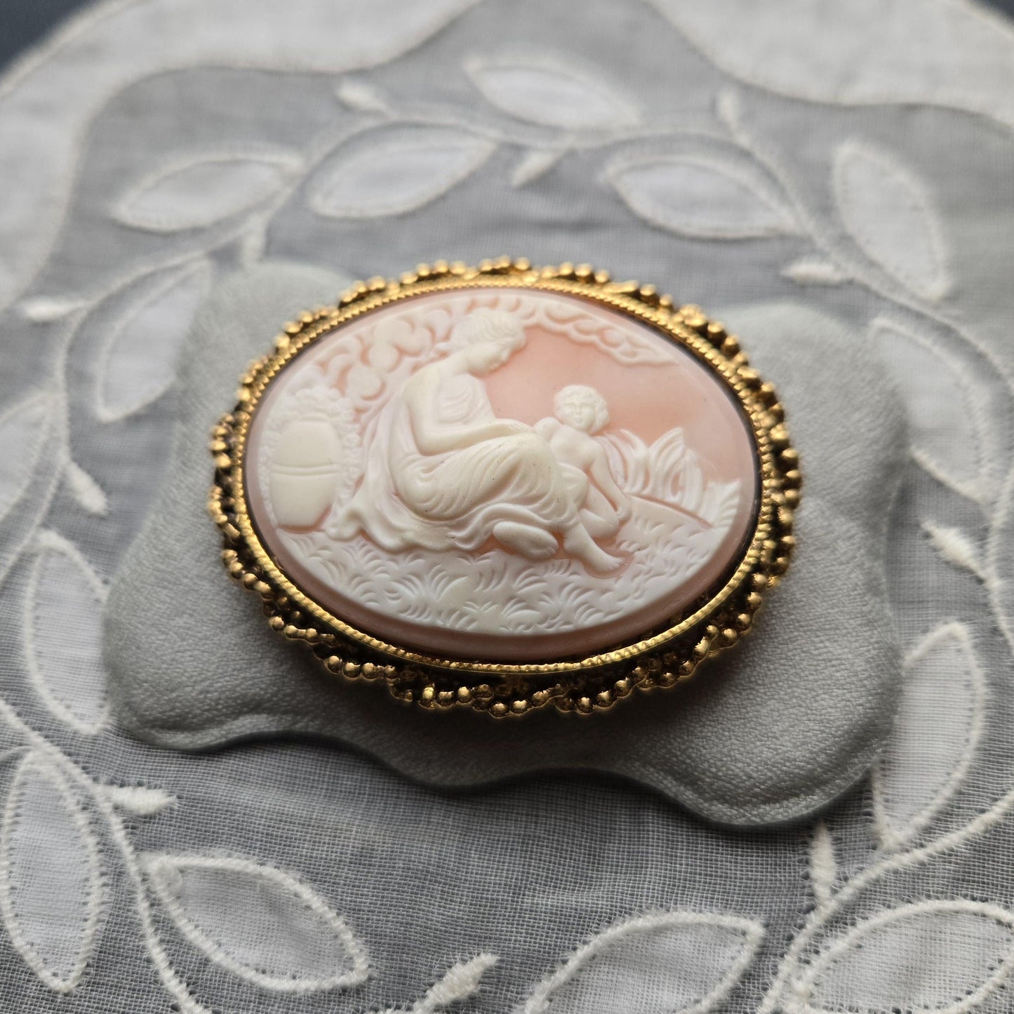 Brooch - Pink Scenic Cameo Brooch