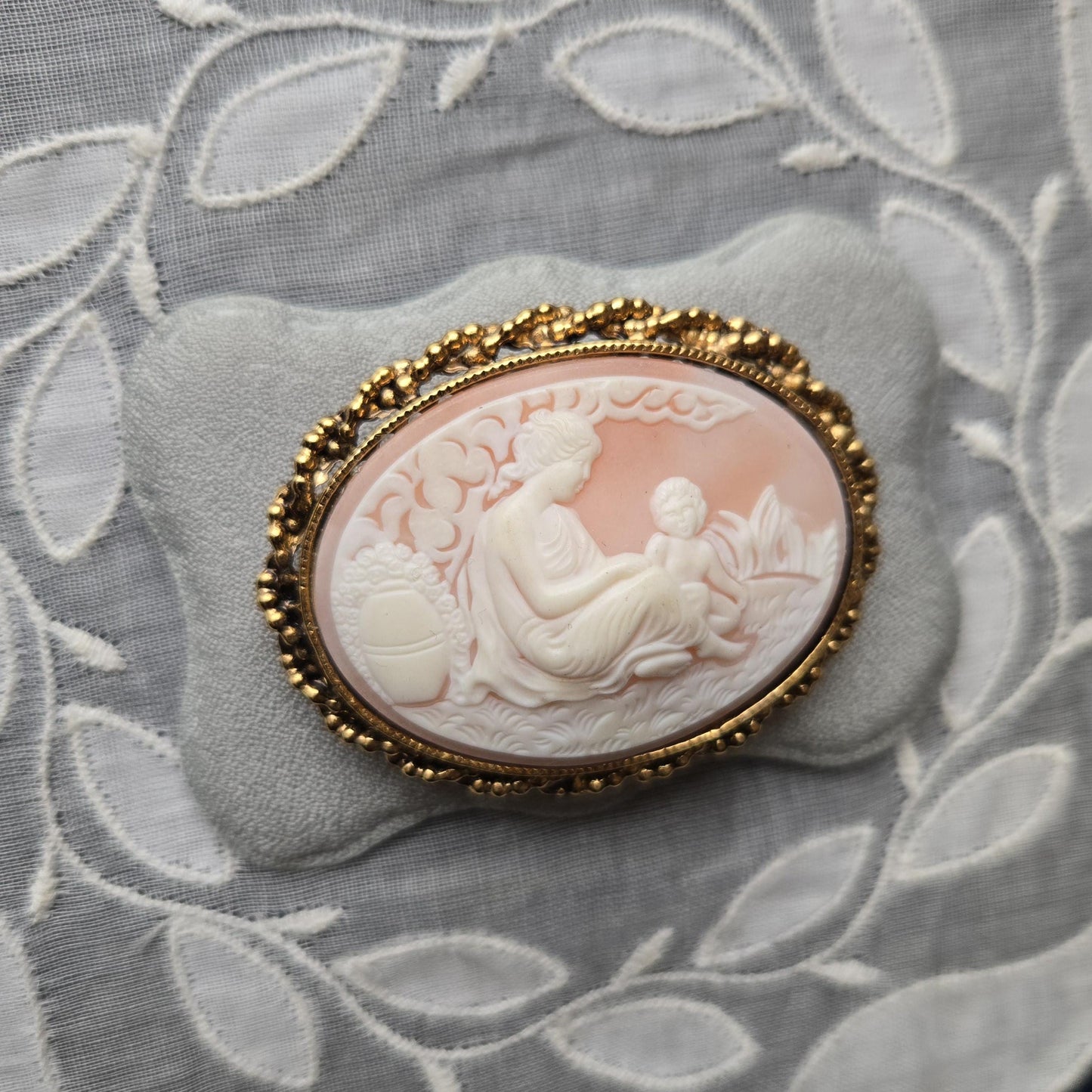 Brooch - Pink Scenic Cameo Brooch