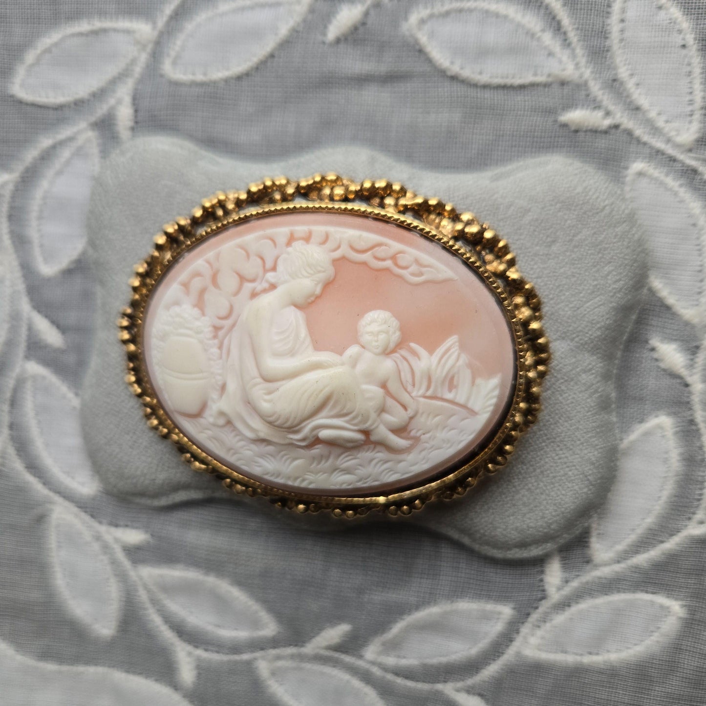 Brooch - Pink Scenic Cameo Brooch