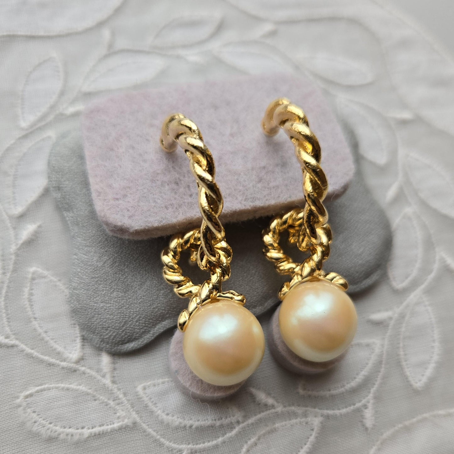 Posts - Twist Gold Hoop Pearl Drop Earrings
