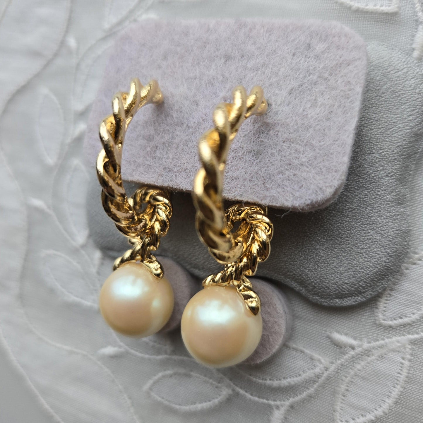 Posts - Twist Gold Hoop Pearl Drop Earrings