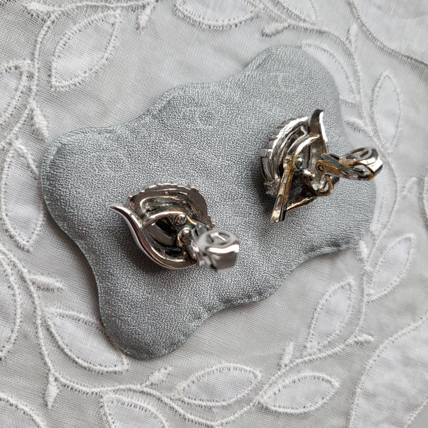 Clip on - Trifari Crystal Leaf Clip on Earrings