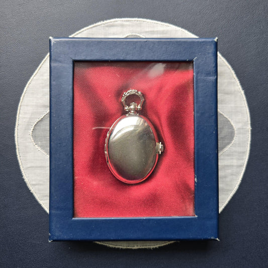 Pocket Watch - Silver Tone Polished Pebble Pocket Watch