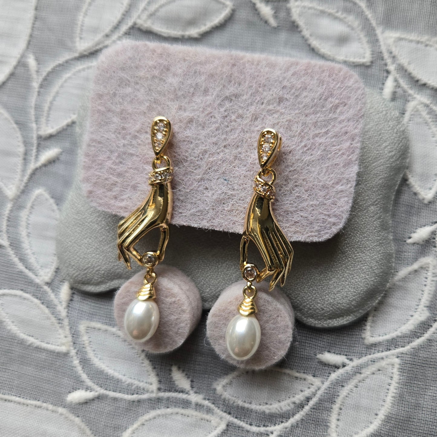 Posts - Crystals and Pearl Hand Drop Earrings