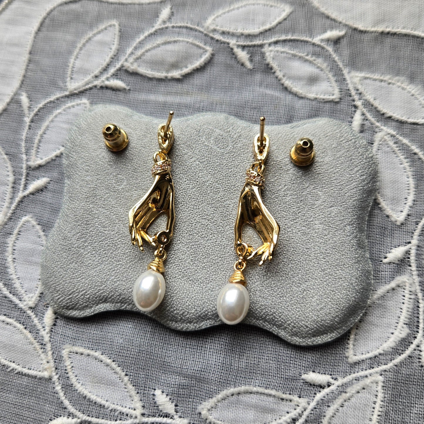 Posts - Crystals and Pearl Hand Drop Earrings